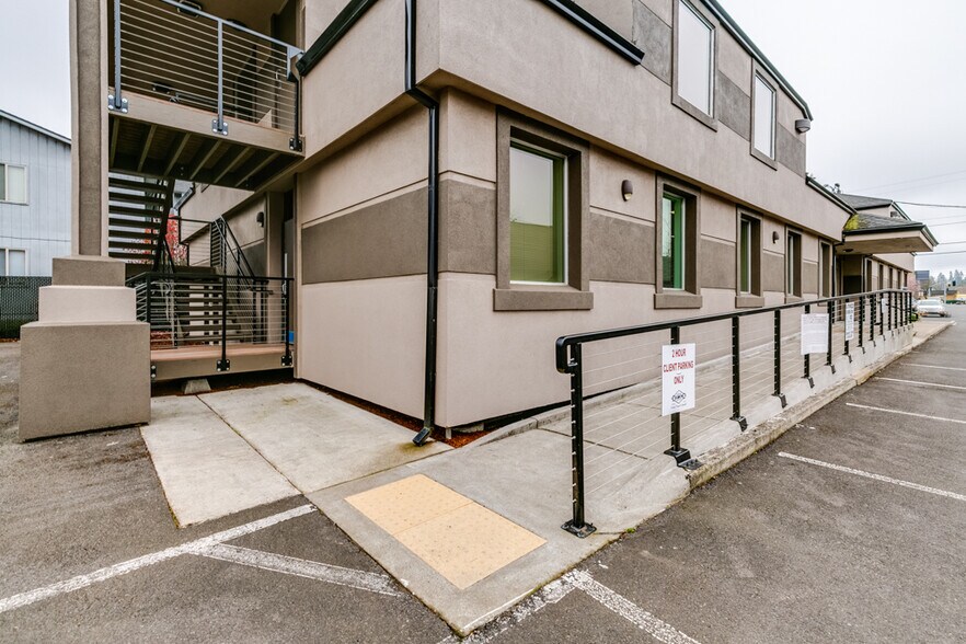 1901 Garden Ave, Eugene, OR à louer - Photo du bâtiment - Image 2 de 16