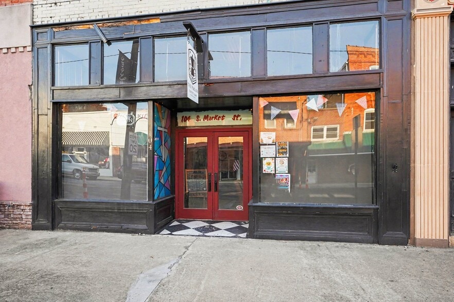 100 S Market St, Madison, NC for sale - Building Photo - Image 2 of 28