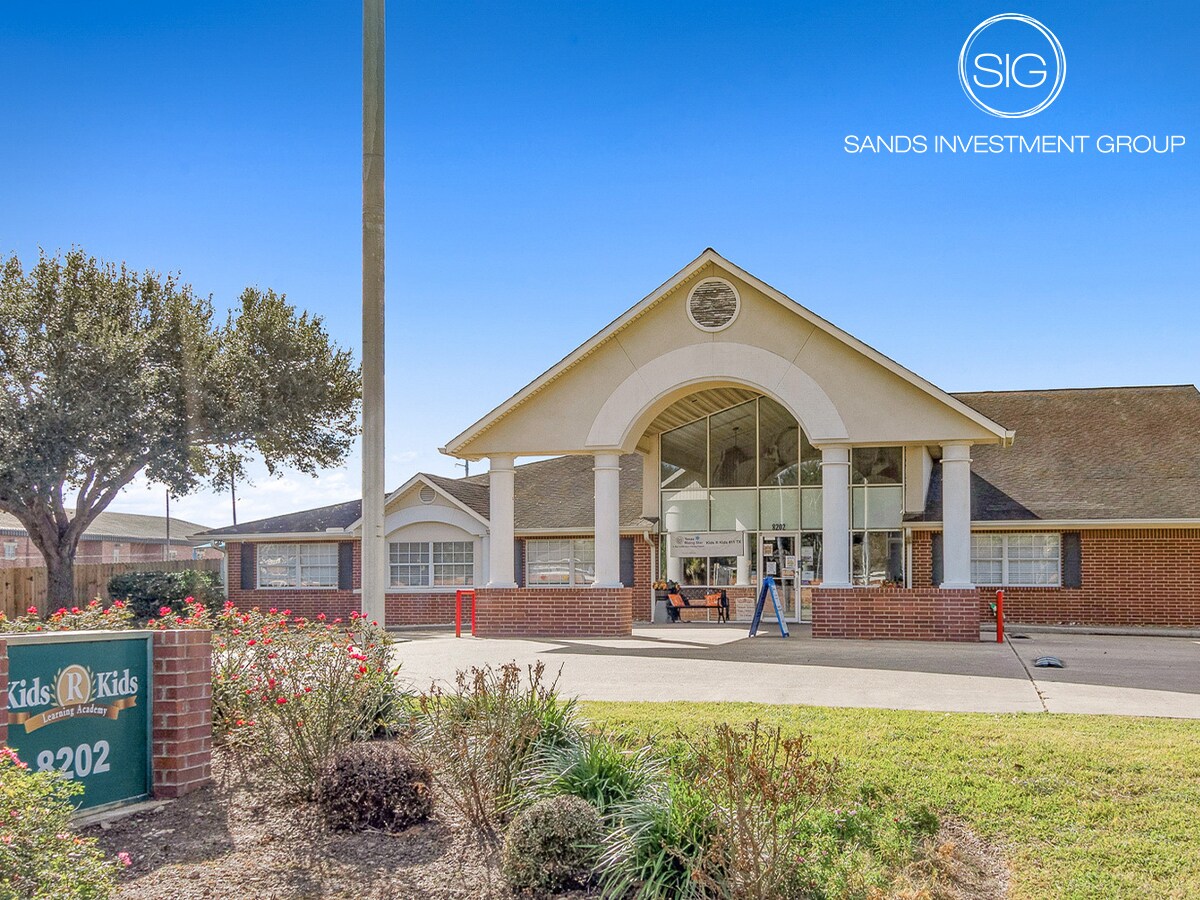 8202 Homeward Way, Sugar Land, TX à vendre Photo principale- Image 1 de 6