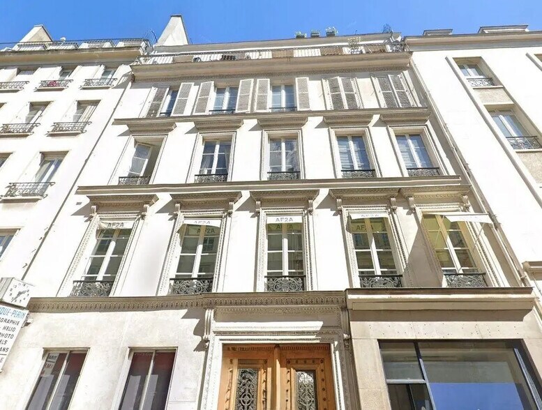 Flex dans Paris à louer - Photo du bâtiment - Image 1 de 4