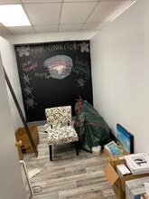 1523 S Green River Rd, Evansville, IN à louer Photo intérieure- Image 2 de 3