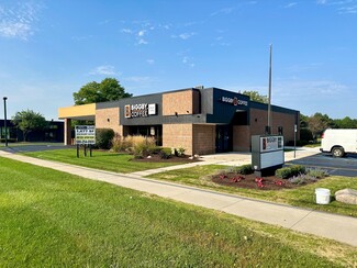 Plus de détails pour 28455 Schoenherr Rd, Warren, MI - Vente au détail à louer