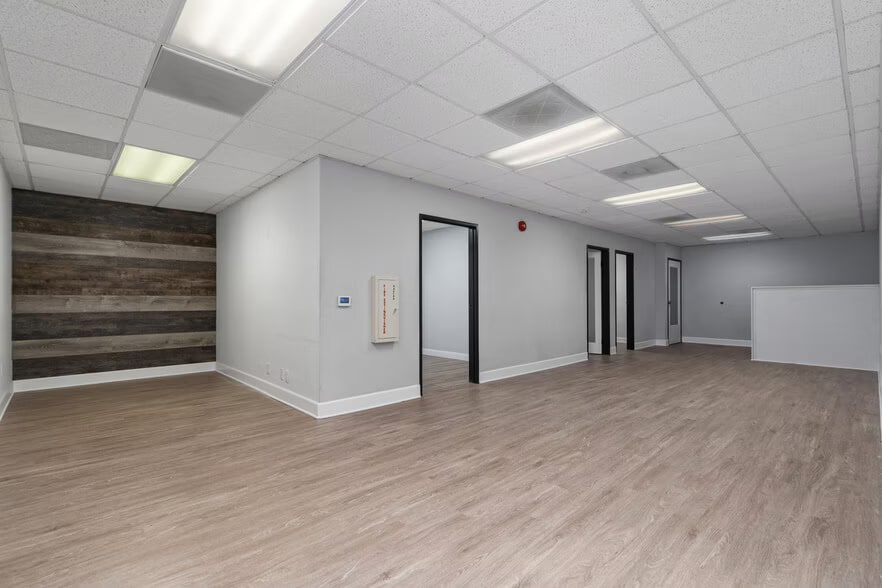 312 Broadway St, Laguna Beach, CA for lease - Interior Photo - Image 3 of 8