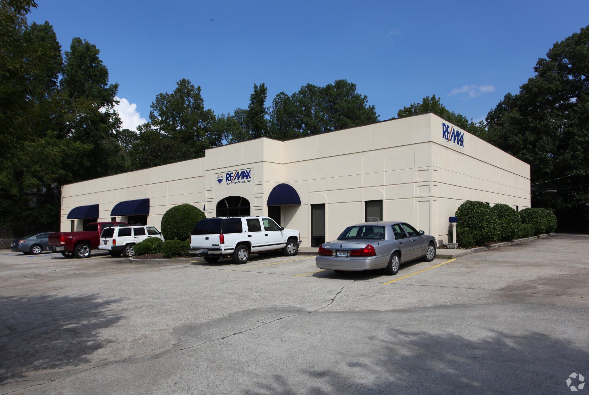 5588 Apple Park Dr, Birmingham, AL for lease Primary Photo- Image 1 of 3
