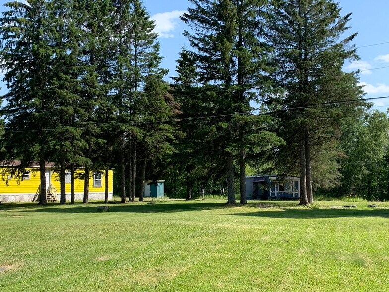 3 1st St, Houlton, ME à vendre - Photo du bâtiment - Image 2 de 3