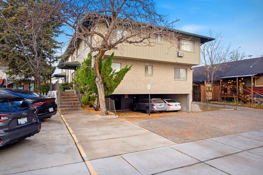 621 Humboldt St, Reno, NV à vendre - Photo du bâtiment - Image 1 de 26