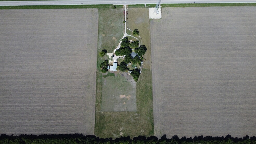 11001 S State Highway 95, Taylor, TX à vendre - Photo du bâtiment - Image 3 de 71