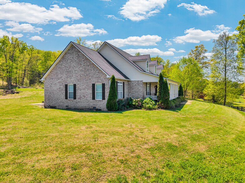 3635 Louisville Rd, Louisville, TN à vendre - Photo du bâtiment - Image 2 de 28