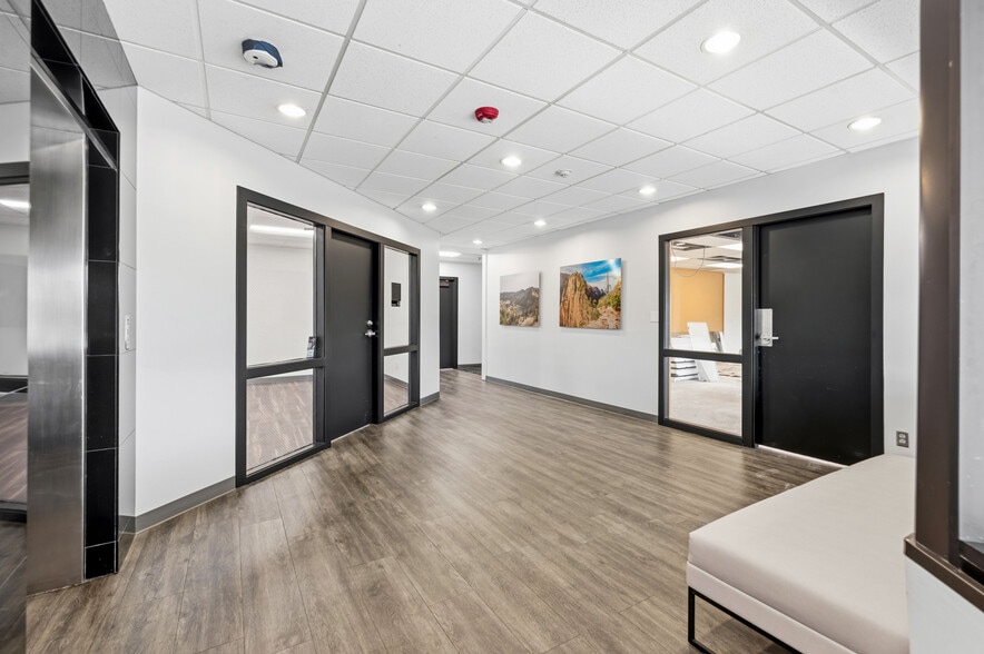 1225 E Fort Union Blvd, Cottonwood Heights, UT for sale - Building Photo - Image 3 of 4
