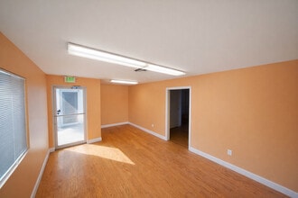 440 Tall Pines Rd, West Palm Beach, FL à louer Photo intérieure- Image 2 de 4