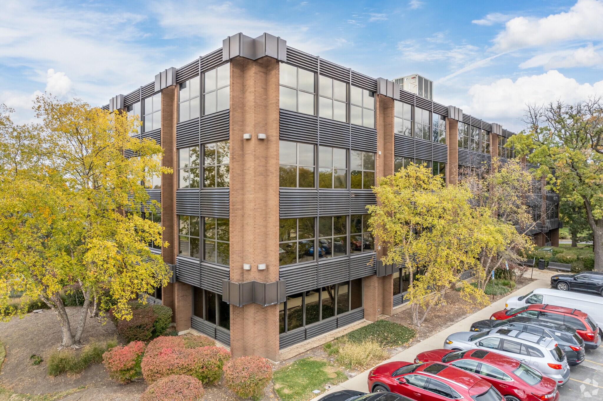 1200 Roosevelt Rd, Glen Ellyn, IL à louer Photo du bâtiment- Image 1 de 12