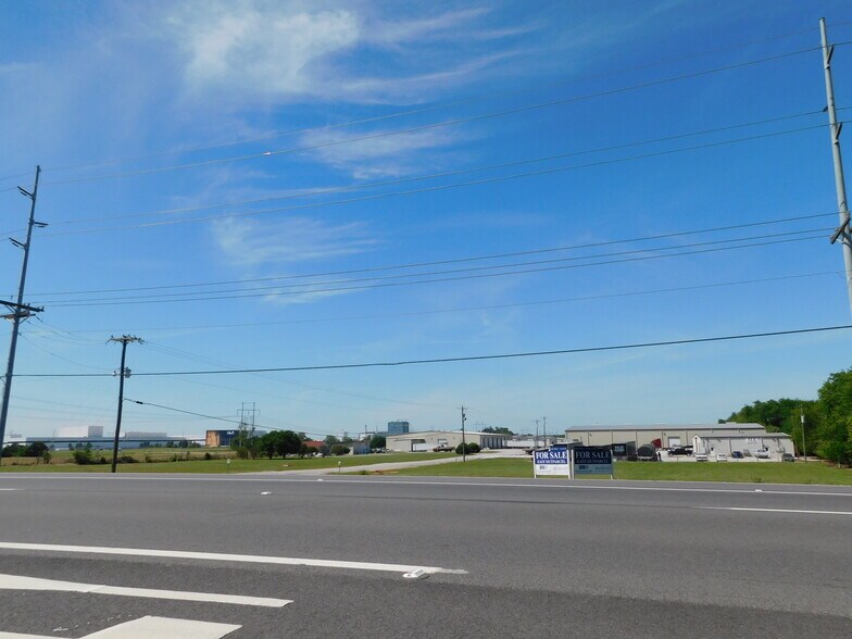 3401 Hwy 20, Decatur, AL à vendre - Photo du bâtiment - Image 3 de 4