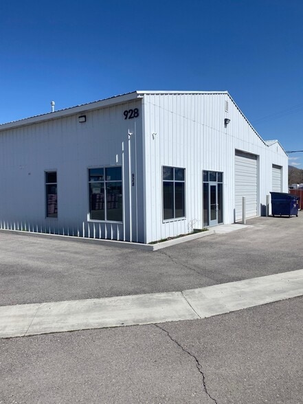 928 S 500 W, Salt Lake City, UT for lease - Building Photo - Image 3 of 11