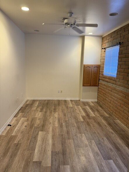 1405 N Dobson Rd, Chandler, AZ for lease - Building Photo - Image 3 of 10