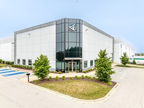 2301 W Haven Ave, New Lenox, IL for lease Building Photo- Image 2 of 7