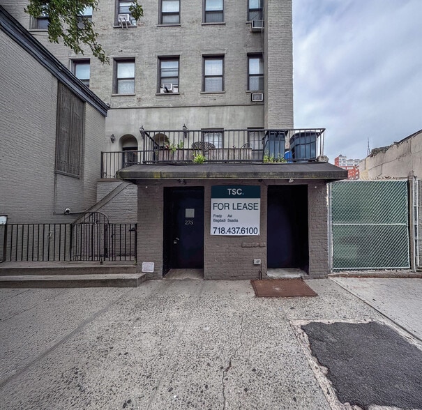 275 W 22nd St, New York, NY for lease - Building Photo - Image 2 of 2