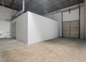 7401-7403 Lockport Pl, Lorton, VA à louer Photo intérieure- Image 2 de 22