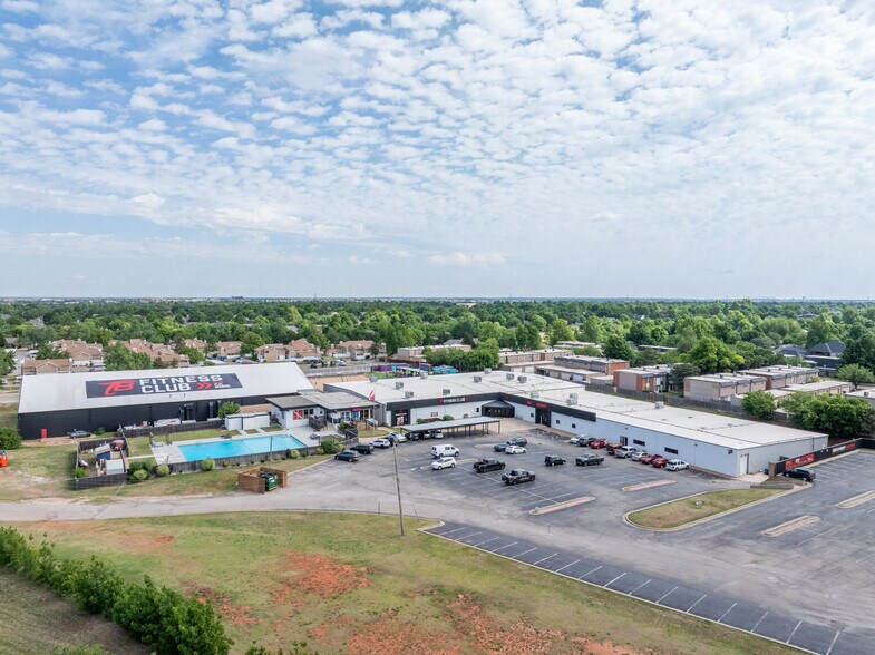 3333 W Hefner Rd, Oklahoma City, OK à louer - Aérien - Image 1 de 15