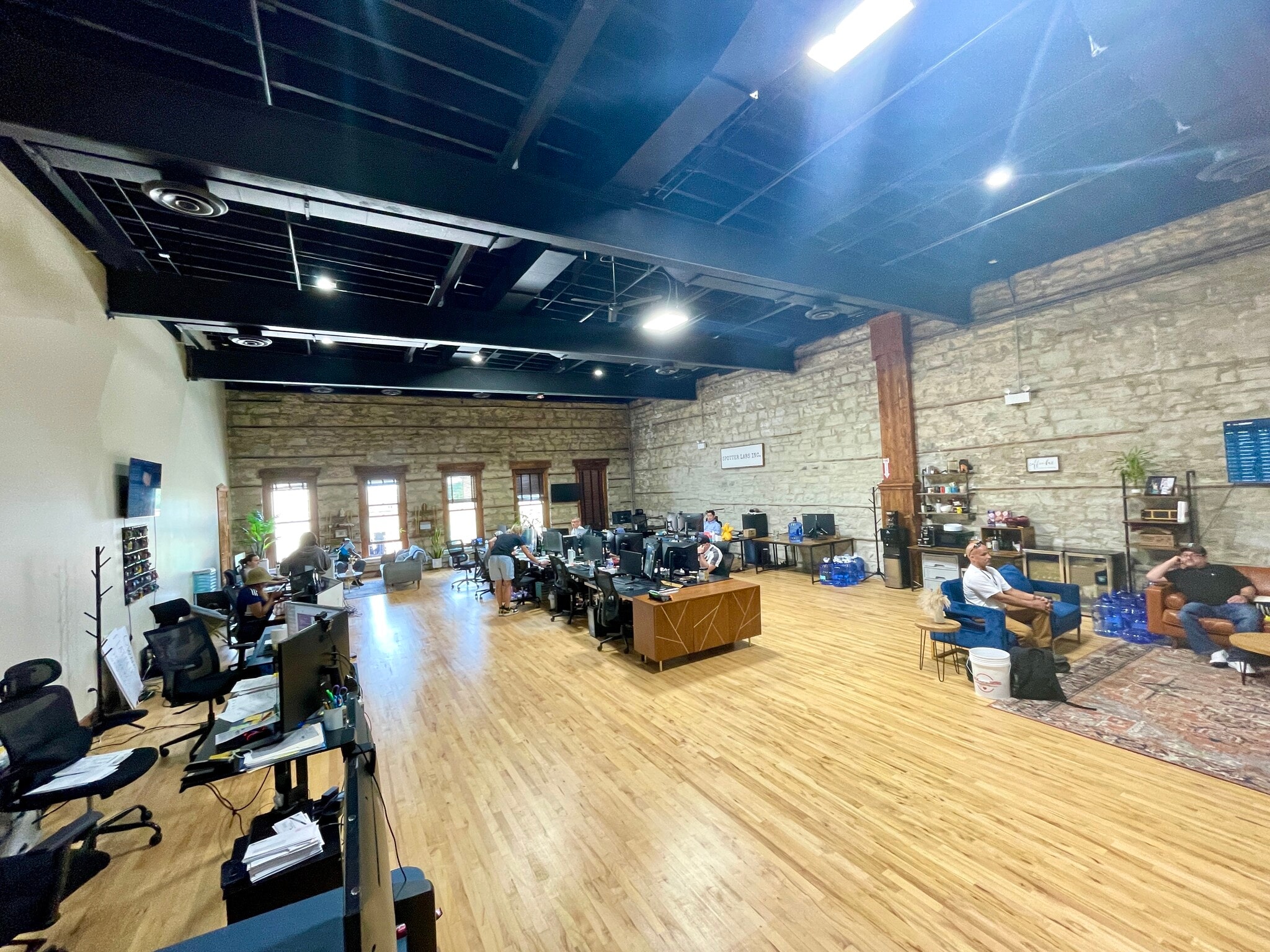 106 Stephen St, Lemont, IL à louer Photo intérieure- Image 1 de 3