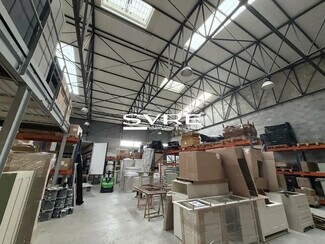 Plus de détails pour Local d'activités, Industriel à louer