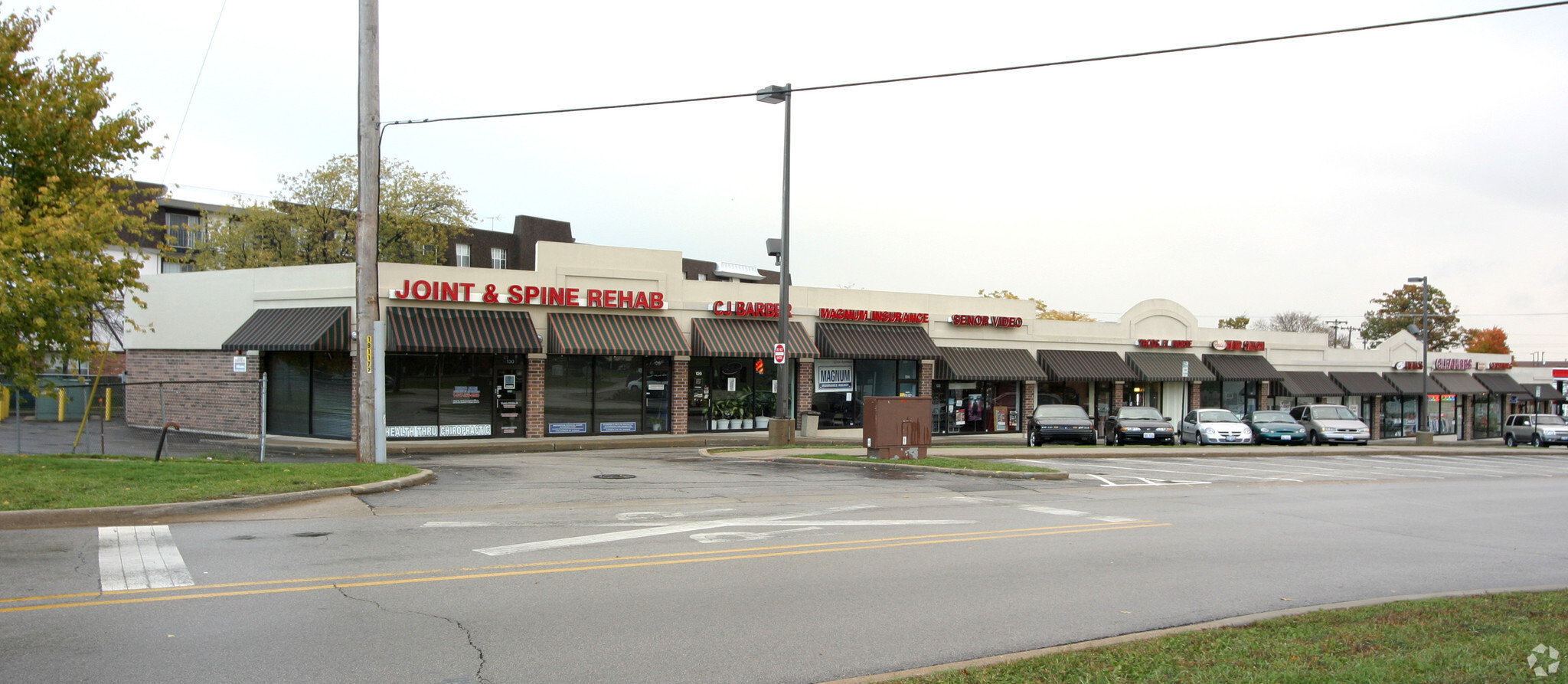 104-130 Washington Ave, Highwood, IL for lease Building Photo- Image 1 of 4