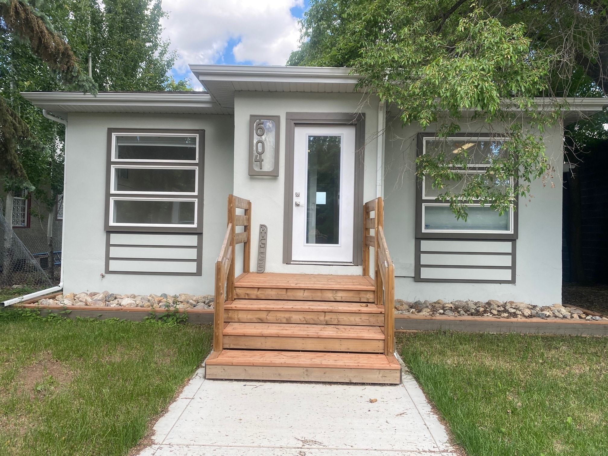 604 Duchess St, Saskatoon, SK for lease Building Photo- Image 1 of 19