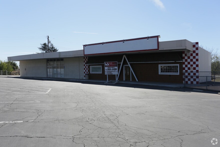 34601 Yucaipa Blvd, Yucaipa, CA for lease - Building Photo - Image 2 of 4