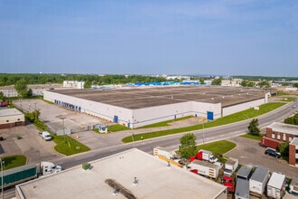 2000 Rue Halpern, Montréal, QC - AÉRIEN  Vue de la carte - Image1