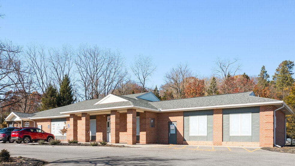 2816 W 1st St, Springfield, OH for sale - Building Photo - Image 2 of 6