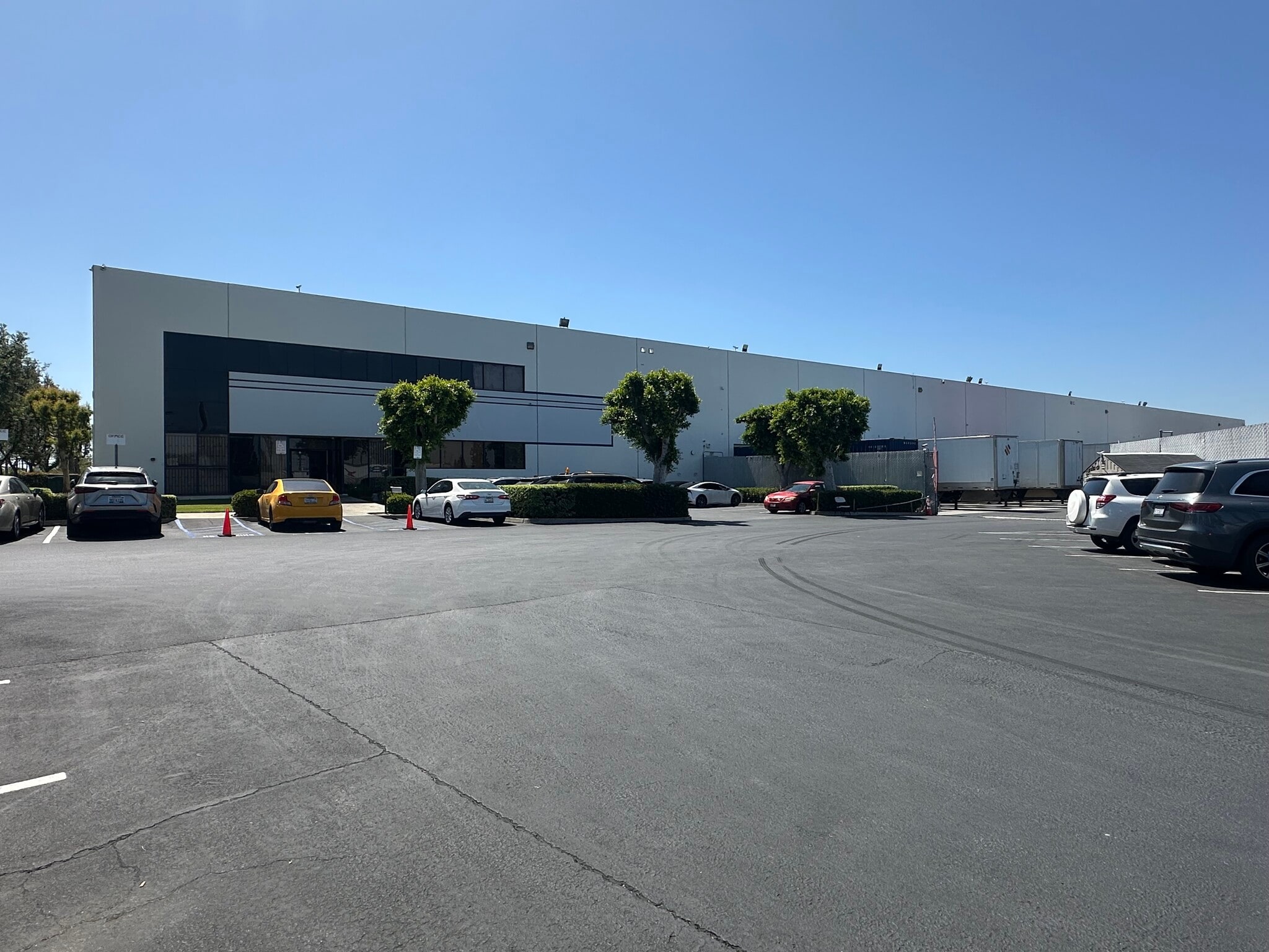 11500 Los Nietos Rd, Santa Fe Springs, CA for lease Primary Photo- Image 1 of 7