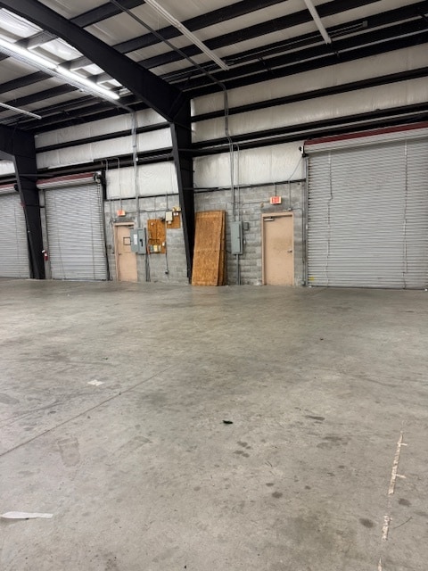 1025 N Nova Rd, Holly Hill, FL for lease Interior Photo- Image 1 of 3