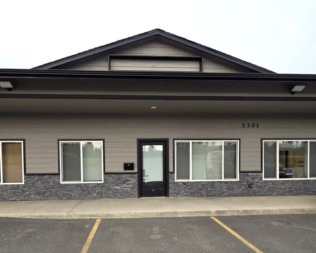 1301 W Mystery Ave, Wasilla, AK for lease Primary Photo- Image 1 of 17