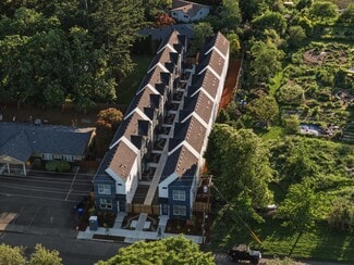 Plus de détails pour 7033 SE 60th Ave, Portland, OR - Multi-résidentiel à vendre