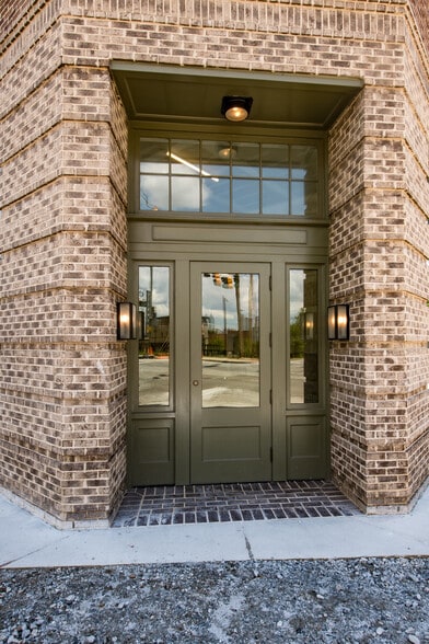 414 Bill Kennedy Way SE, Atlanta, GA for lease - Building Photo - Image 3 of 5