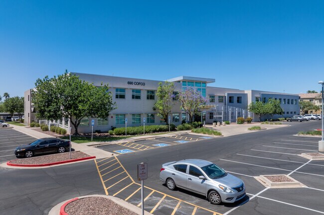 Plus de détails pour 690 N Cofco Center Ct, Phoenix, AZ - Bureau/Médical à louer