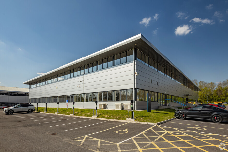 Birchwood Park Av, Warrington for lease - Building Photo - Image 1 of 6