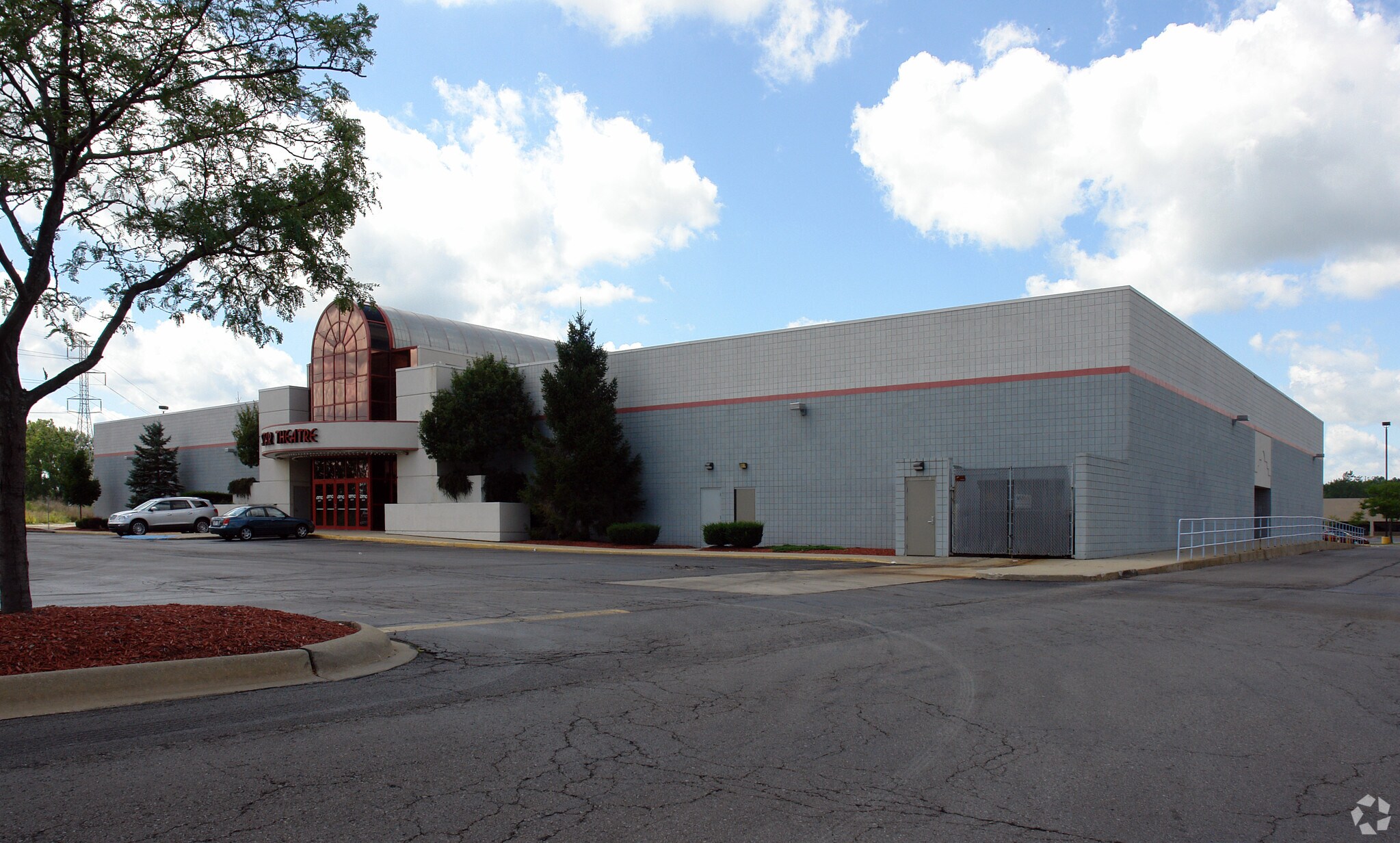 22265 Eureka Rd, Taylor, MI for sale Building Photo- Image 1 of 9