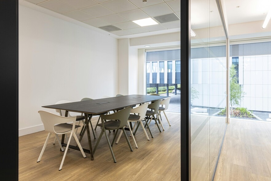 Forbury Rd, Reading for lease - Building Photo - Image 2 of 8
