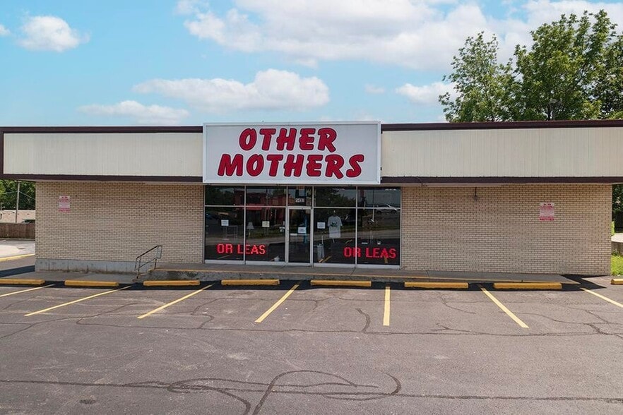 1430 W Kearney St, Springfield, MO for lease - Building Photo - Image 2 of 5