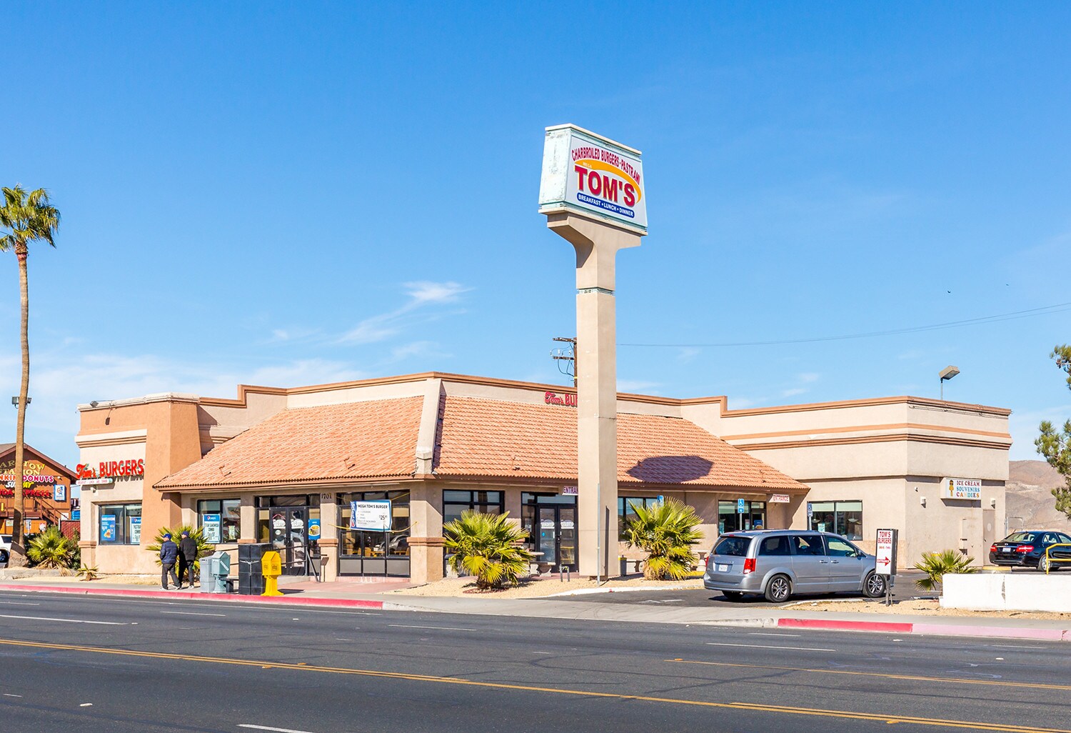 1701 E Main St, Barstow, CA for lease Primary Photo- Image 1 of 8