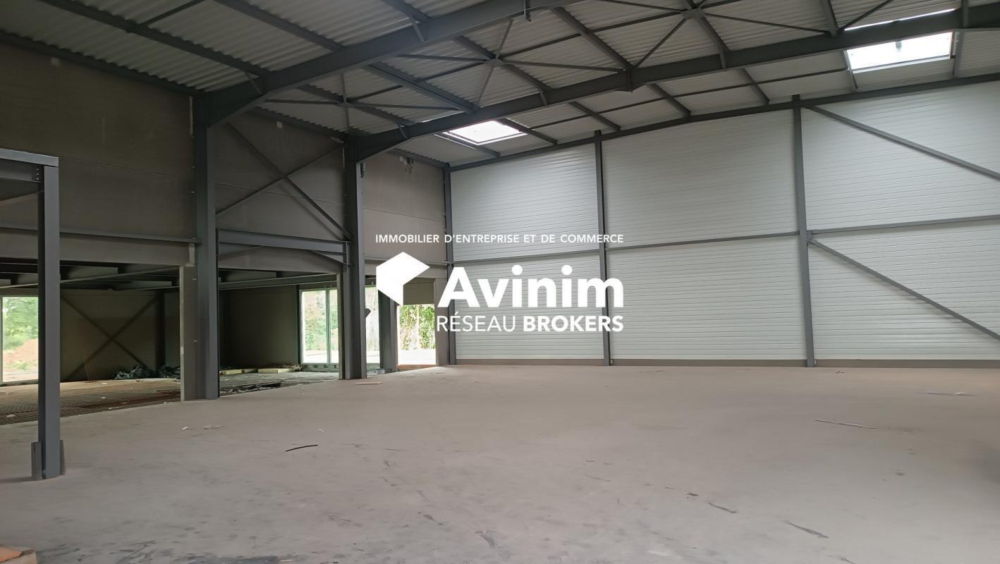 Industrial in Wattrelos for lease Interior Photo- Image 1 of 3