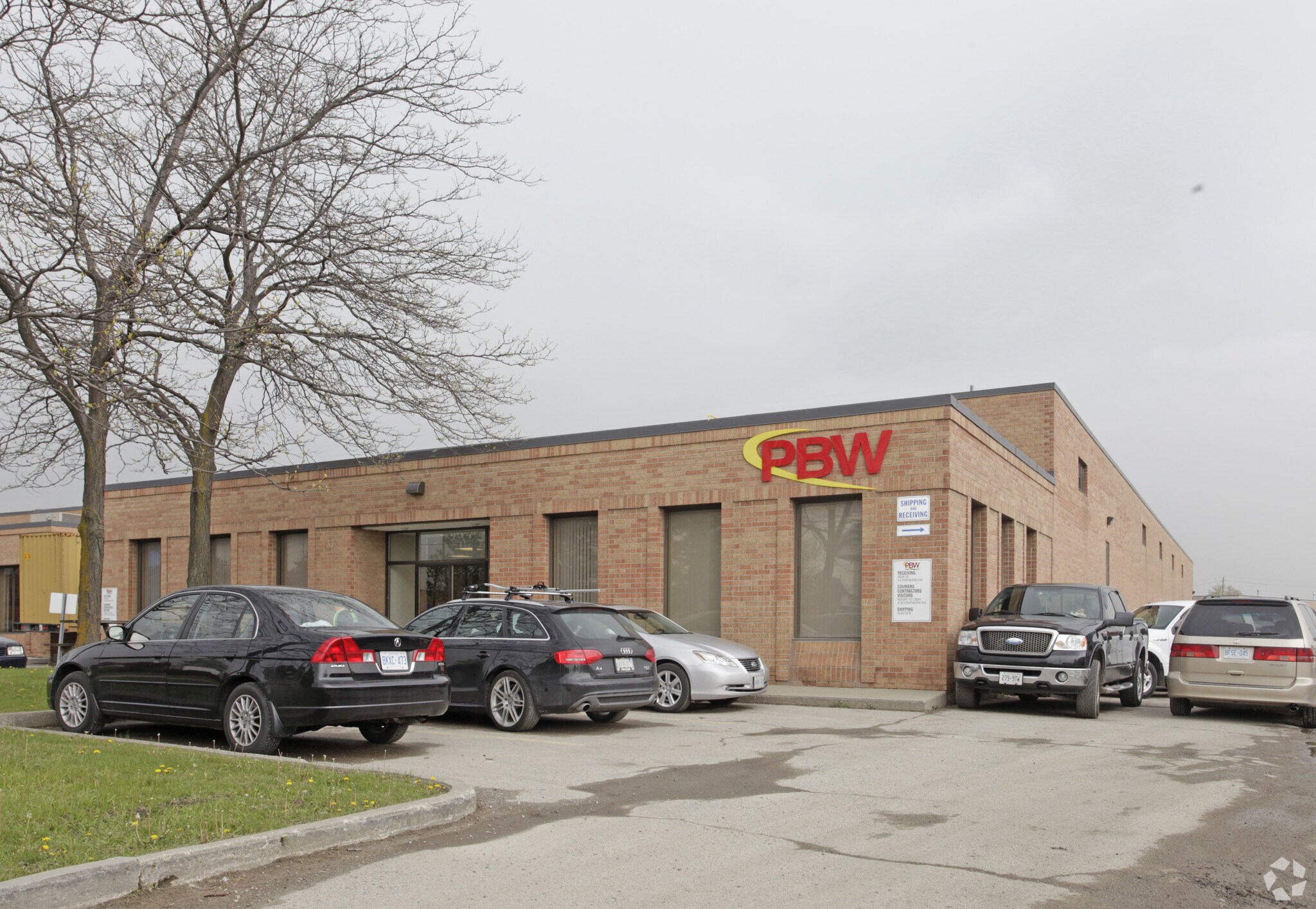 3 Strathearn Ave, Brampton, ON for sale Primary Photo- Image 1 of 1