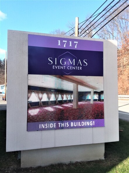 1717 Babcock Blvd, Pittsburgh, PA for lease - Building Photo - Image 2 of 4