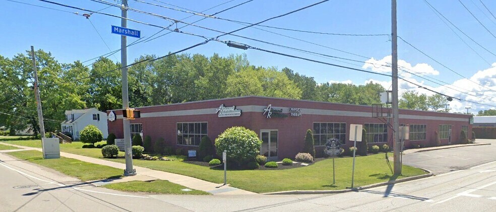 3347 W 12th St, Erie, PA à louer - Photo du bâtiment - Image 3 de 28