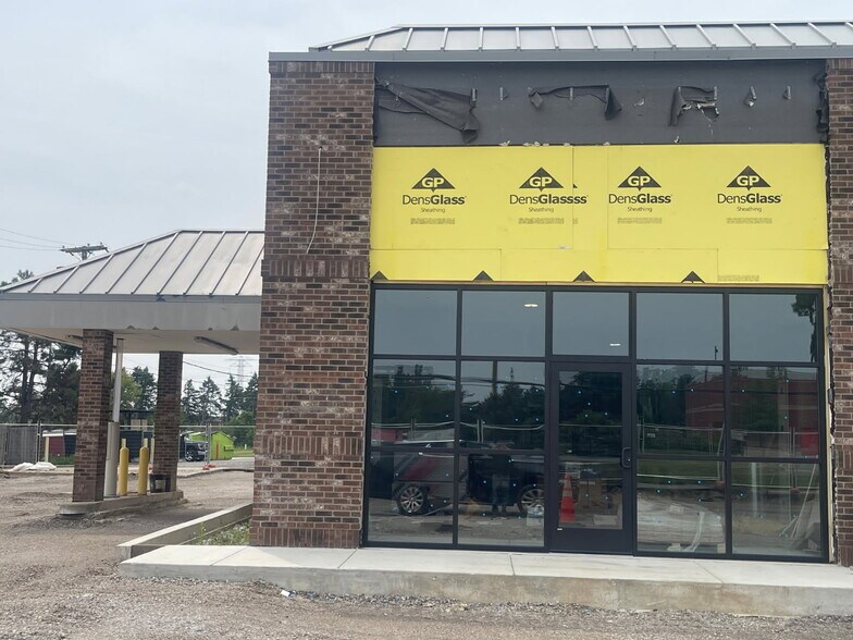 66998 Van Dyke Rd, Washington, MI for lease - Building Photo - Image 2 of 6