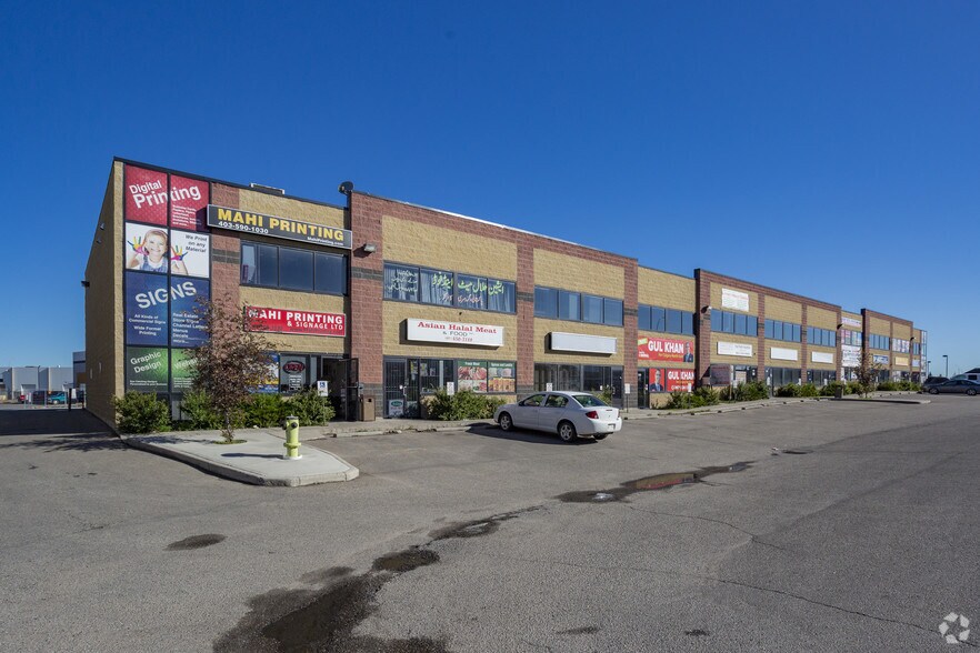 55 Westwinds Cres NE, Calgary, AB à vendre - Photo principale - Image 1 de 1