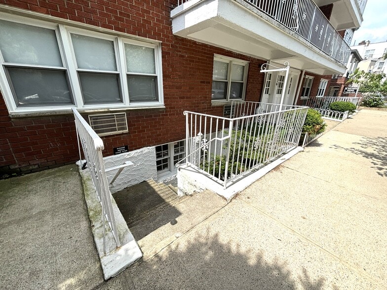 336 99th St, Brooklyn, NY à vendre - Photo du bâtiment - Image 3 de 17