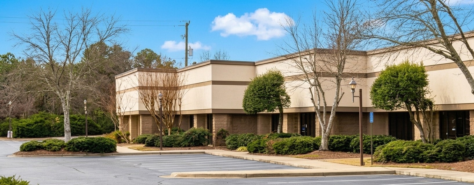 4040 Nine McFarland Dr, Alpharetta, GA à louer Photo principale- Image 1 de 5