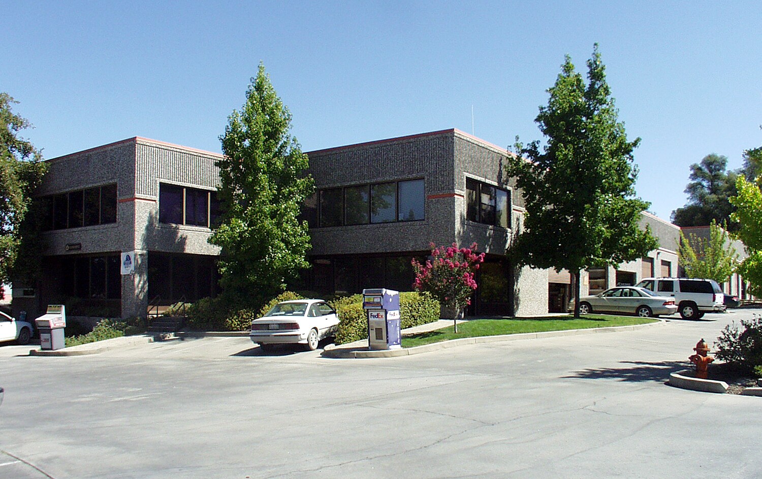 6166 Enterprise Dr, Diamond Springs, CA à louer Photo principale- Image 1 de 3