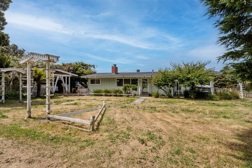 23800 N Highway 1, Fort Bragg, CA for sale - Building Photo - Image 2 of 33